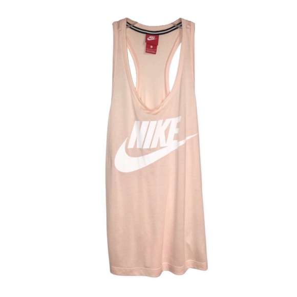 Nike Sportswear Essential Women's Logo Tank - Picture 2 of 4